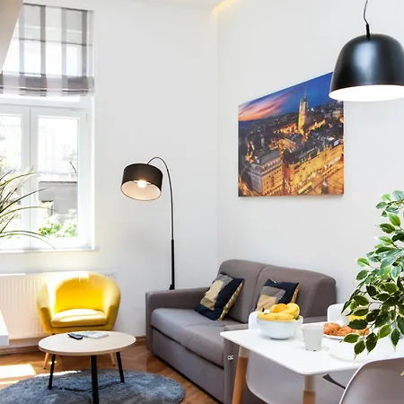 Apartment Loox Hatzova