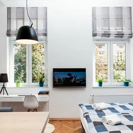 Apartment Loox Hatzova *